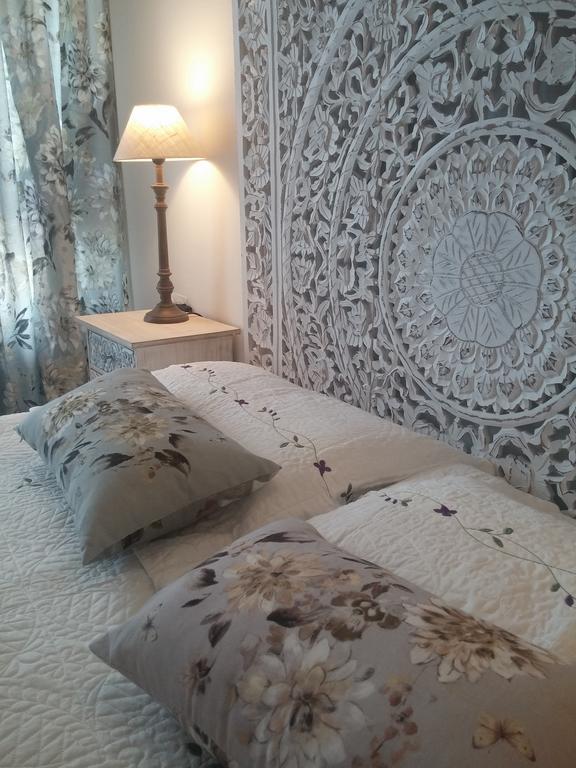 Lydia'S Apartment With Castle View توسا ذي مار المظهر الخارجي الصورة